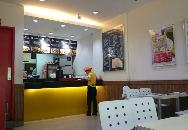 バリ風ファストフード店