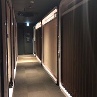 左がビジネス、右はファーストクラスです