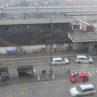 ホテル真正面のバス停