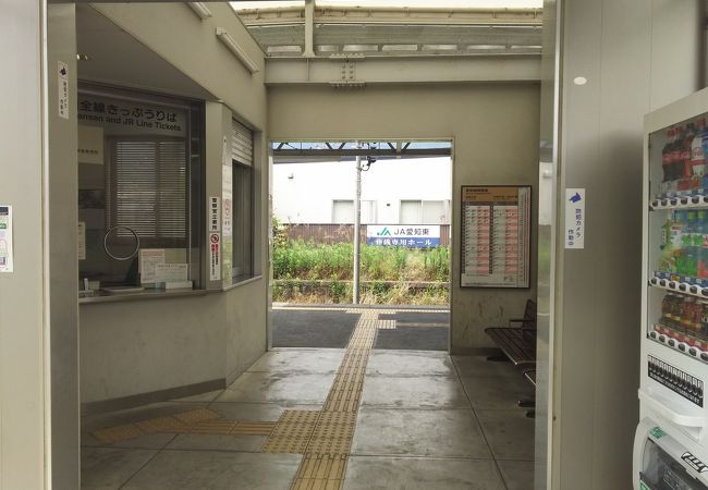 東新町駅