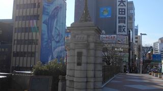 堀川に架かる橋