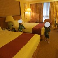 広いベッドなので添い寝も大丈夫