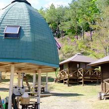 キノコ型ロッジ