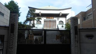 池之端二丁目にある日蓮宗寺院