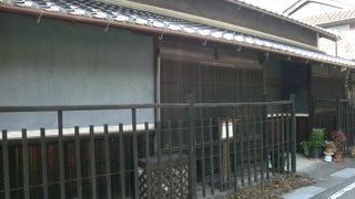 落ち着いた趣のある趣のある外観