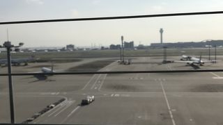 朝からたくさんの飛行機が