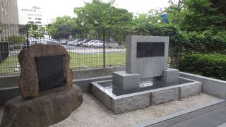 横浜市役所裏手