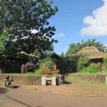 民芸品市場入口