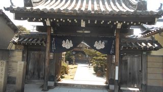 お菊地蔵がまつられています