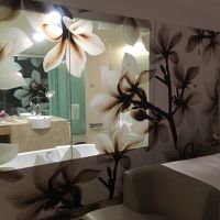 部屋から見たバスルーム