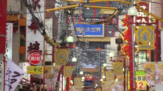 裏通りの方がお薦め