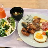 トラベルカフェでの朝食