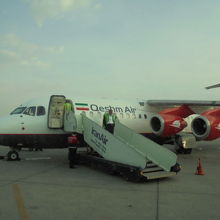 エスファハン&#10145;テヘランのオシム航空のアブロRJ