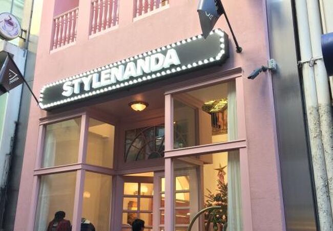 明洞にはピンクホテル