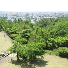 若い太陽の塔からの展望