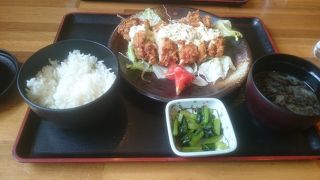 ファミレスっぽい居酒屋