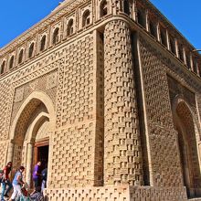 2017年5月　入場料は大人2名（1名シニア）で4000スム