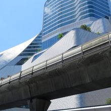 セントラル エンバシー