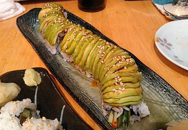 創作巻き寿司は見た目のインパクトもすごい！