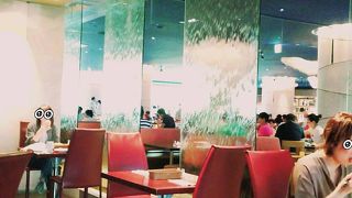 綺麗でお洒落、品数も豊富でした