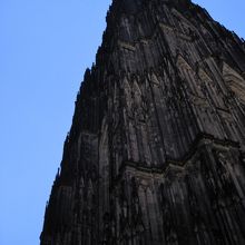 157メートルの　ゴシックタワー