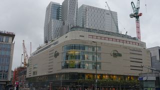 大型ショッピングセンター