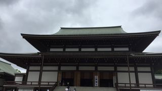 大本堂は大伽藍でした。