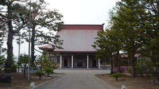 大きなお寺です