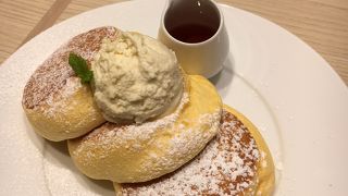 幸せになるパンケーキ