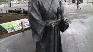 静岡駅北口です