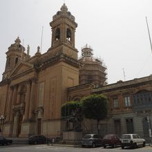 中心近くの教会