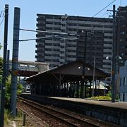 半田駅の跨線橋は明治43年11月に設置