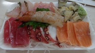 海産物や豚など