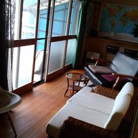 ここで本を読んだりのんびりくつろげます