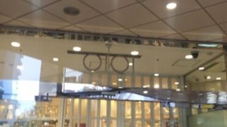 JRの駅ビルのマルイ