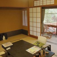 花の棟2階、桂川と竹林が望める部屋