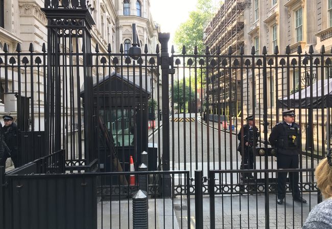 ダウニング街 10 番地 クチコミ アクセス 営業時間 ロンドン フォートラベル