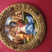 『聖家族』　ミケランジェロ作