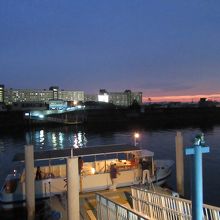 落合上渡船場（津守側）