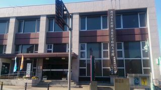 ブロンズ像がいっぱい