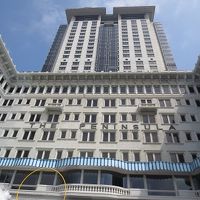 見上げるのも大変・・・