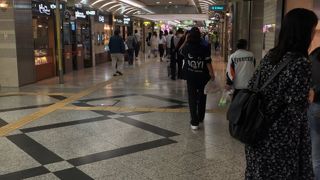 ミナミの老舗地下街