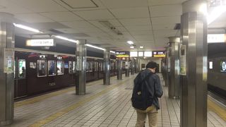 阪急電車と相互乗り入れ