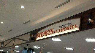 アウトドア用品がいろいろありました