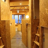 箱を積み上げたような部屋、個性あります