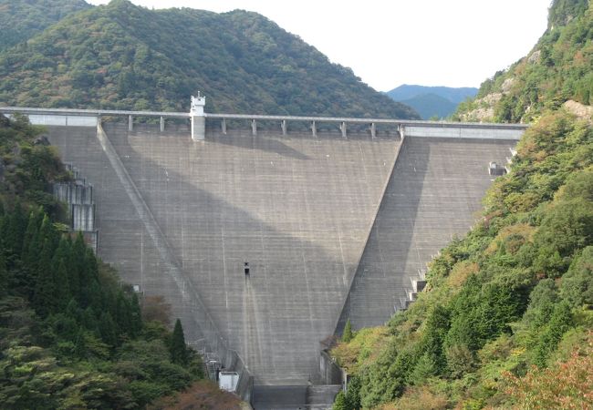 おそらく兵庫県では一番高いダム