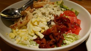 大箱で、サービスレベル低し＠Waikiki