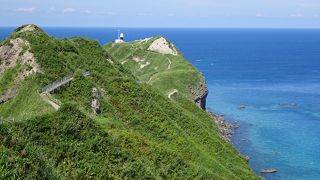 岬の先端を目指して（神威岬遊歩道）