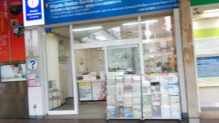 新潟駅前にあります。