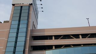 駅前なので便利です。